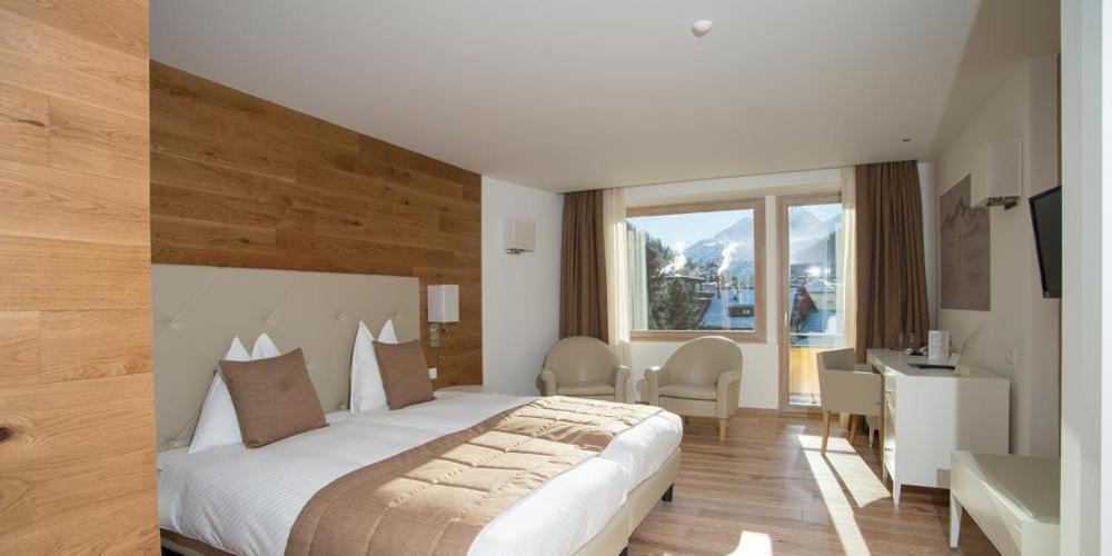 Hotel Schweizerhof פונטרסינה מראה חיצוני תמונה