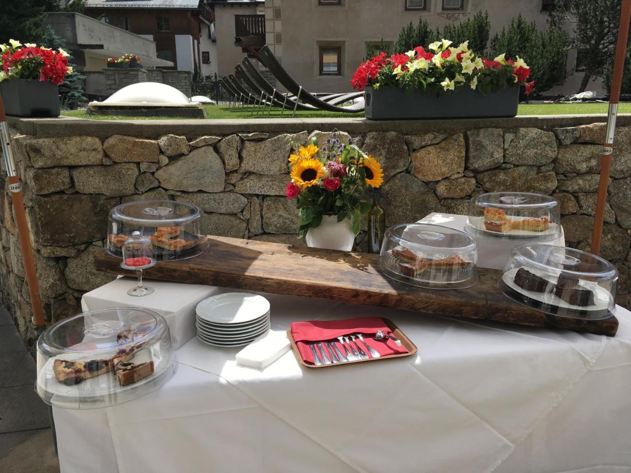 Hotel Schweizerhof פונטרסינה מראה חיצוני תמונה